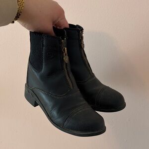 Ariat Paddock boots Black Kids Boots with Zipper Size 13 girls